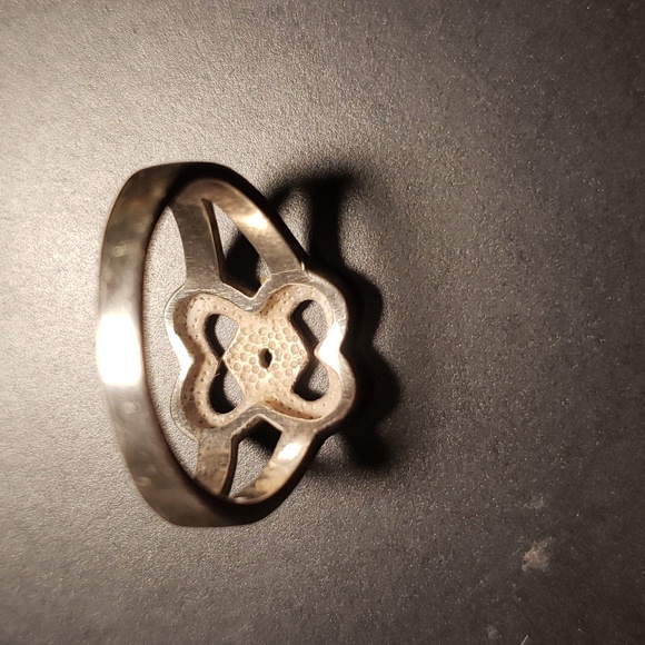 STERLING SILVER INTERLOCKING HEARTS RING size 7 - Picture 2 of 3